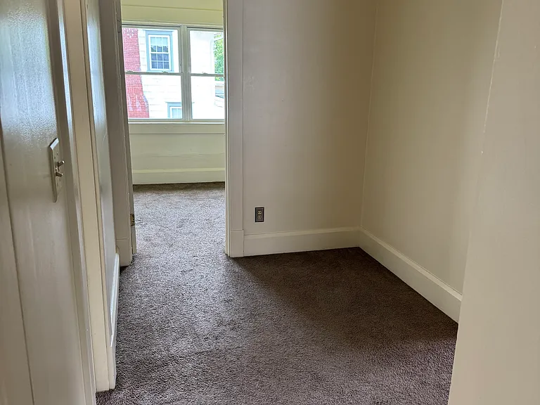 316 14th St NW — Photo 16