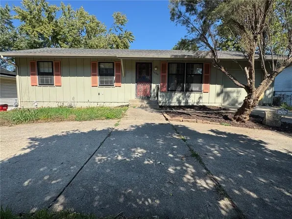 16206 E 35th St S, Independence, MO 64055