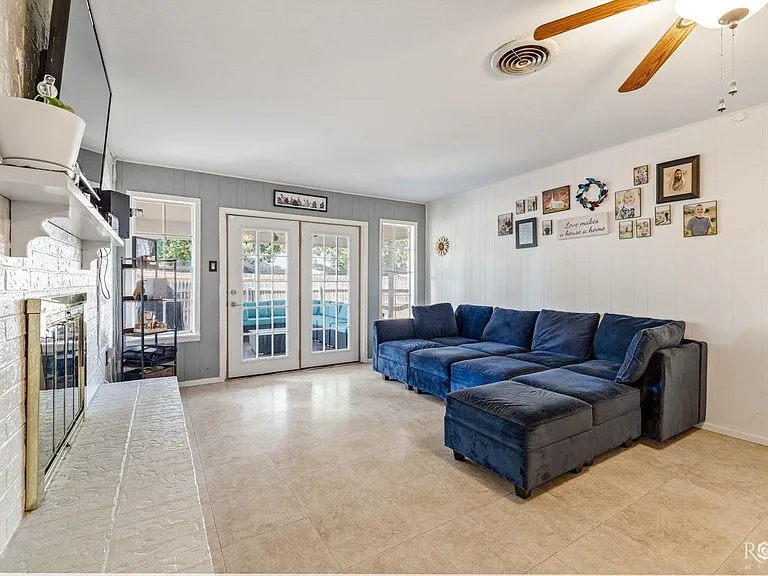 3108 Oak Forest Dr — Photo 12