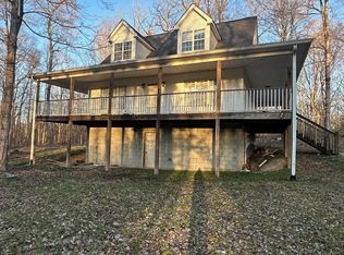 1050 Fagen Chapel Rd, Charlotte, TN 37036