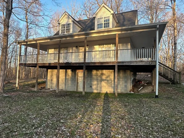 1050 Fagen Chapel Rd, Charlotte, TN 37036