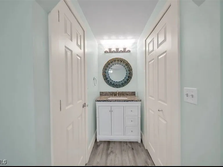 1521 SW 47th Ter #204 — Photo 10