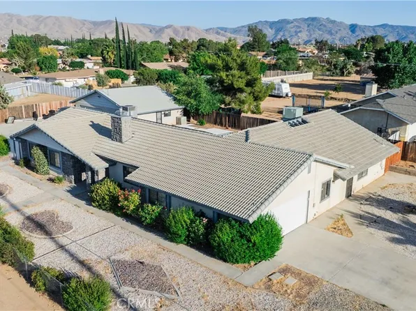 9007 Pecan Ave, Hesperia, CA 92345