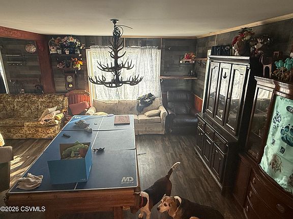 3rd image of 435 Colley St