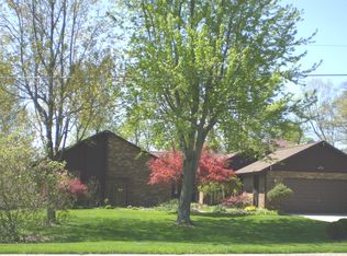 7683 Windy Knoll Dr, West Chester, OH