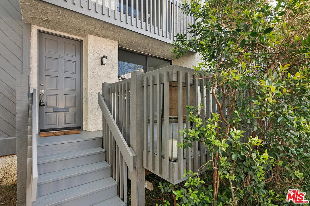 2 bed, 1.5 bath, 1053 sqft, $5,995 — Photo 1