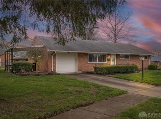 1772 Lanbury Dr, Dayton, OH 45439