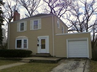 2745 W 95th Pl, Evergreen Park, IL