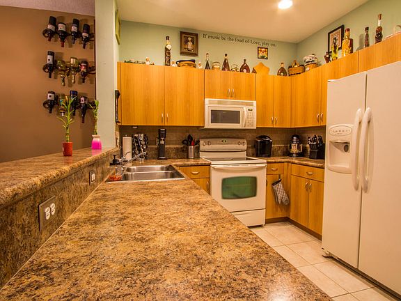 3rd image of 2508 Seminole Palms Dr
