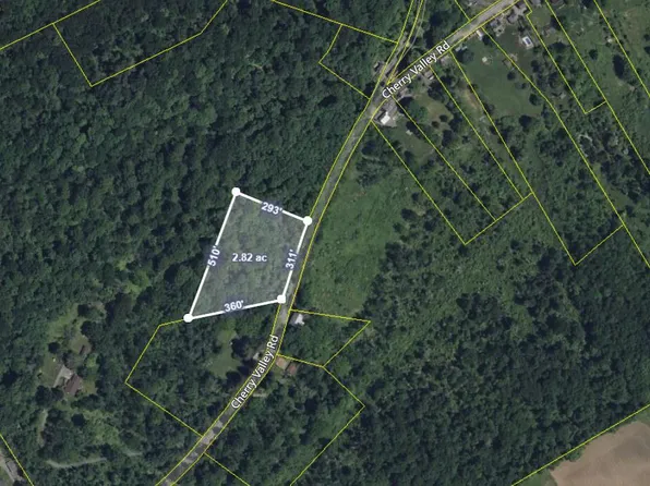 165 Lr, Stroudsburg, PA 18360