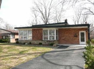 740 Leamington Ave, Wilmette, IL 60091