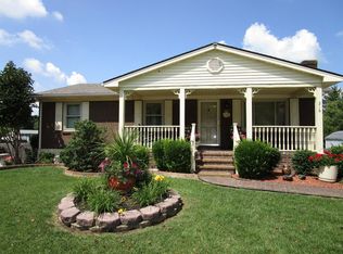 216 Robyn Dr, Winchester, KY 40391