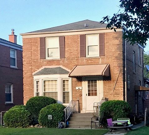 3rd image of 5037 N Newcastle Ave