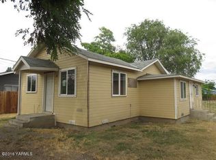 414 N Date St, Toppenish, WA 98948