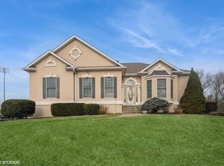 524 Windridge Dr, Chesterton, IN