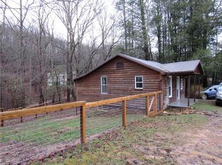 95 Reeds Creek Rd, Fairview, NC 28730