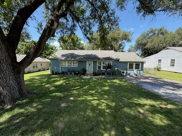 806 N 81st Street Ter, Kansas City, KS 66112