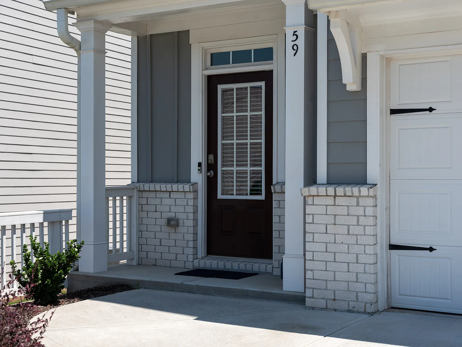 5 bed, 2460 sqft, $2,650 — Photo 4
