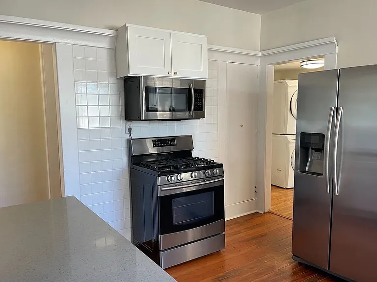 2176 W 30th St #2176 — Photo 9