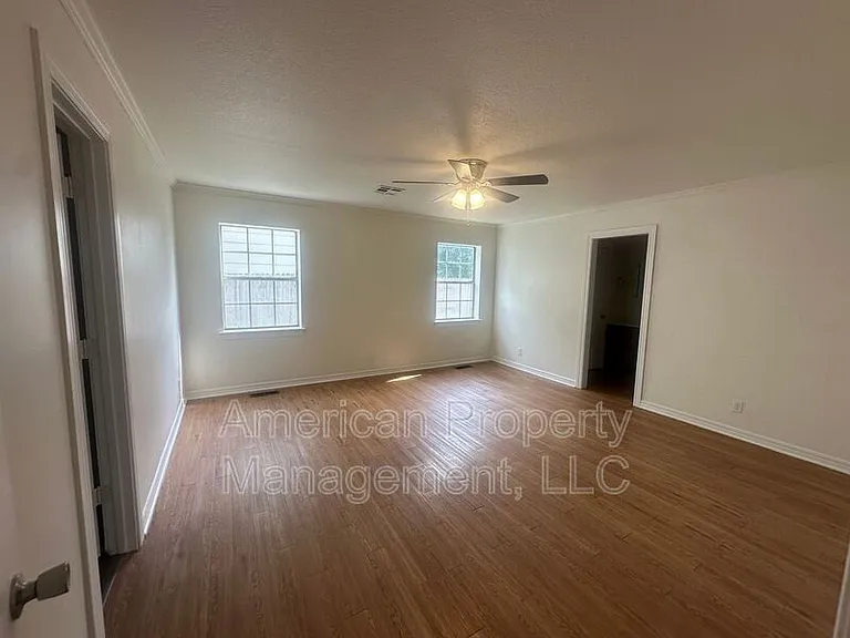 3812 S Dogwood Ave — Photo 10