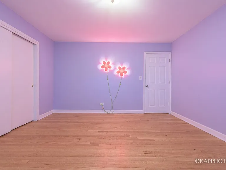 5942 W Addison St #1 — Photo 19