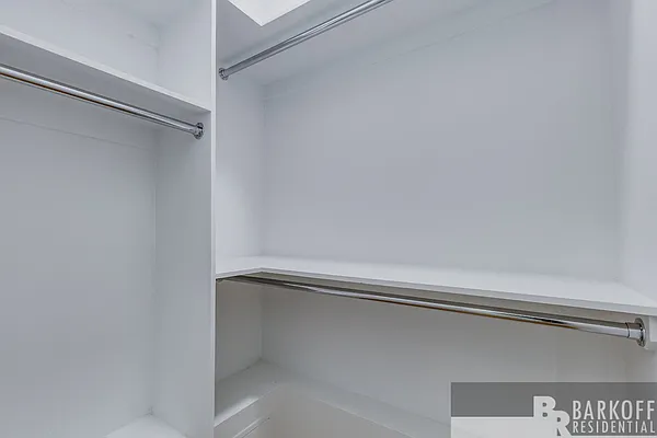 Rented by Barkoff Residential  | media 42