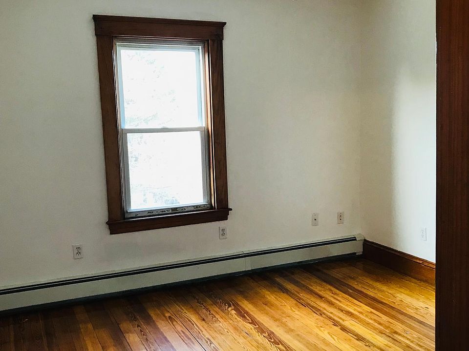 Building Photo 3