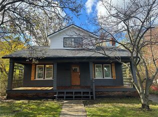 1392 Plainfield Rd, South Euclid, OH 44121