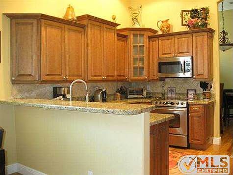 4th image of 7892 Monarch Ct