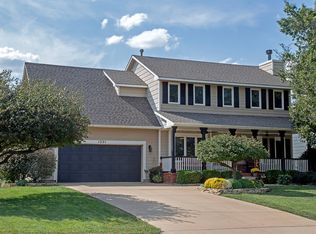 1221 S Arbor Meadows St, Derby, KS 67037