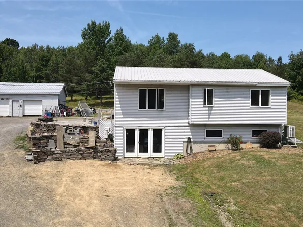 101 Walters Rd, Whitney Pt, NY 13862