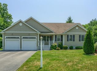 6 Clement Rd, Dracut, MA 01826