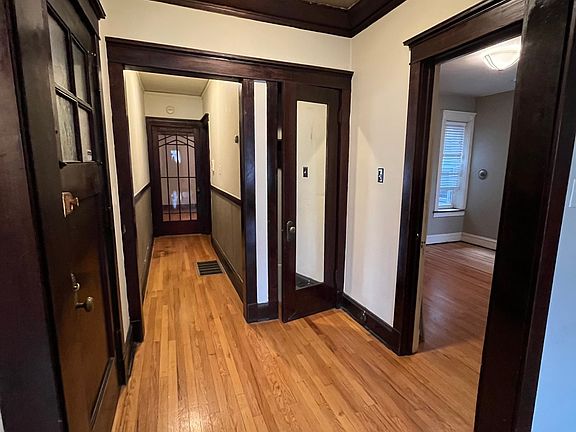 3rd image of 2837 W Logan Blvd #1