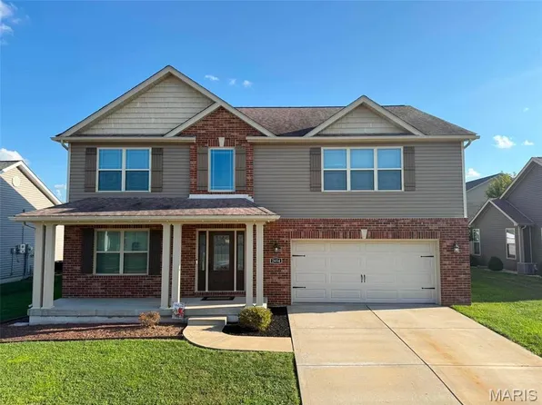 2654 Welsch Dr, Shiloh, IL 62221