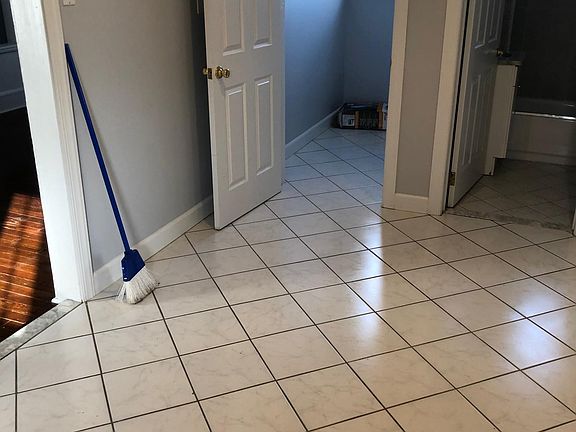 3rd image of 111 Margaret Ave Floor 2