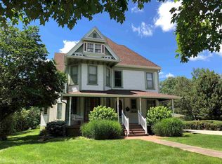 404 Allamakee St, Waukon, IA 52172