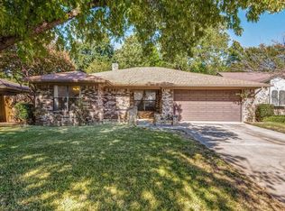 1809 Creek Ridge Ct, Irving, TX 75060
