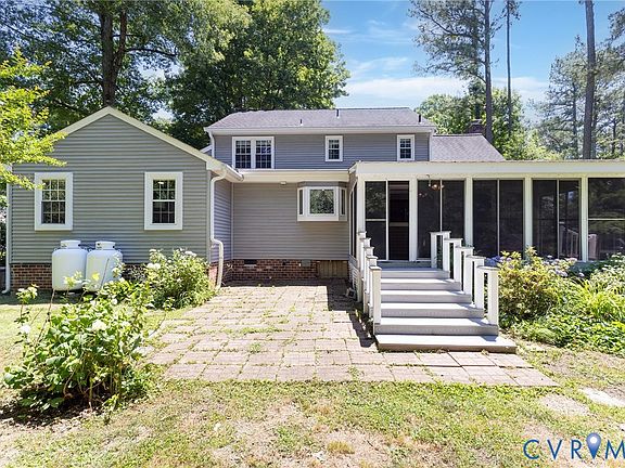 3rd image of 8218 Georgie Ct
