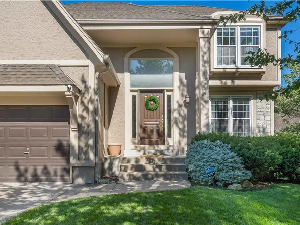 13916 W 120th St, Olathe, KS 66062