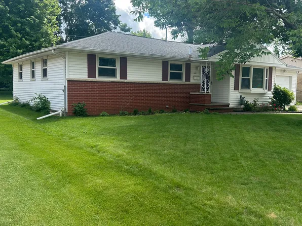 502 N Locust St, Green Bay, WI 54303