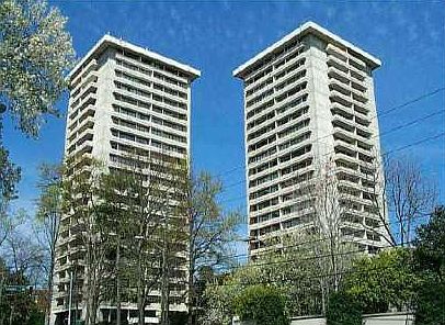 2nd image of 2575 Peachtree Rd NE APT 17F