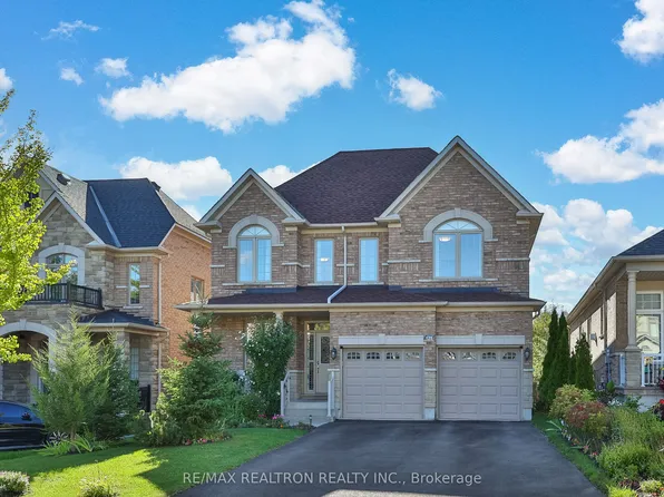 125 Lady Karen Cres, Vaughan, ON L6A 0X3