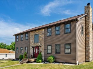 3113 Ohio Dr, Lower Burrell, PA 15068