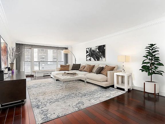 2nd image of 200 Central Park S APT 14A