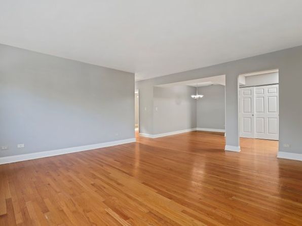 4633 Madison St APT 101