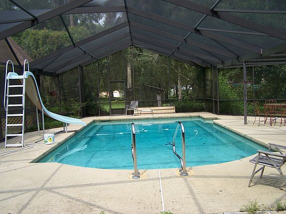 Screened Pool