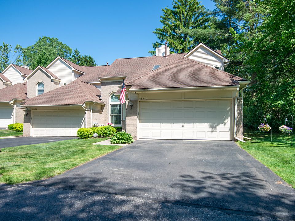 43831 Algonquin Dr Novi MI Zillow