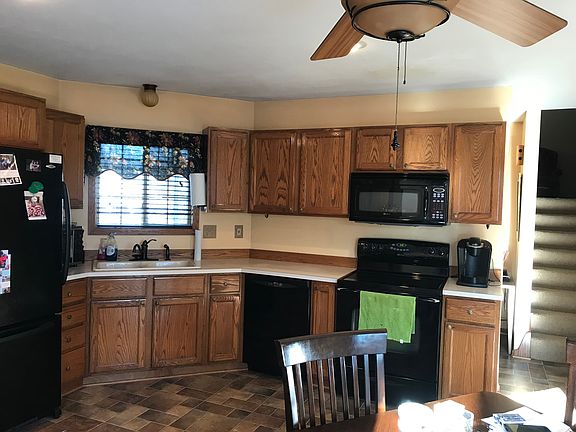 3rd image of 1632 Cedar Creek Dr