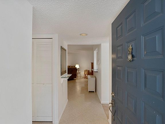 2nd image of 6001 SE Martinique Drive #103