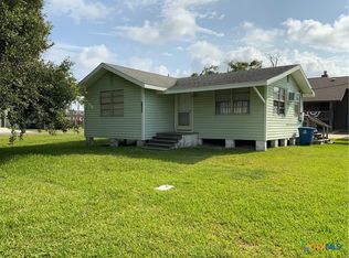 103 S Washington Ave, Port O Connor, TX 77982